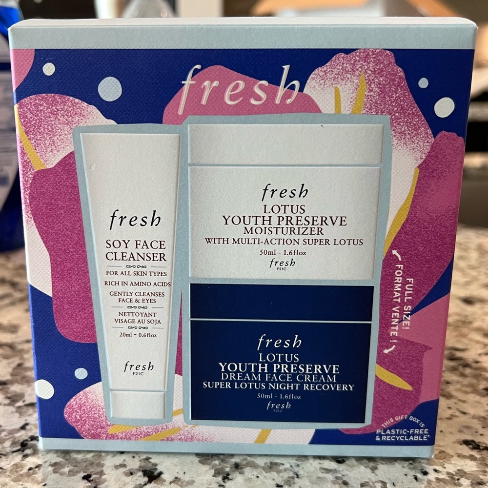 *BRAND NEW* Fresh Cleanse & Moisturizer Routine Set